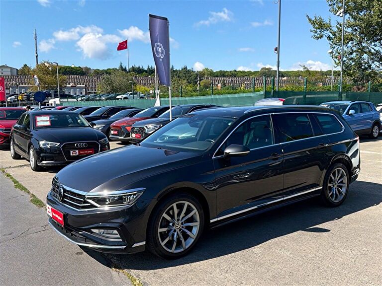 VOLKSWAGEN PASSAT VARIANT