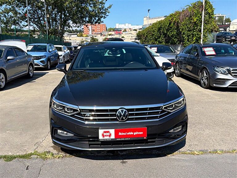 VOLKSWAGEN PASSAT VARIANT