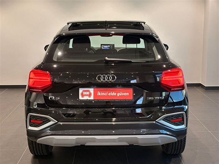 AUDI Q2
