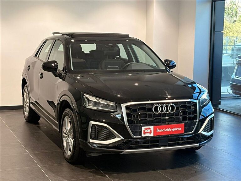 AUDI Q2