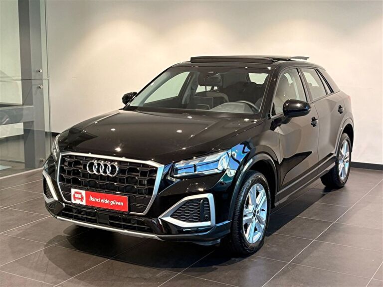 AUDI Q2