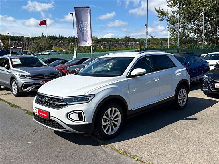 VOLKSWAGEN T-ROC