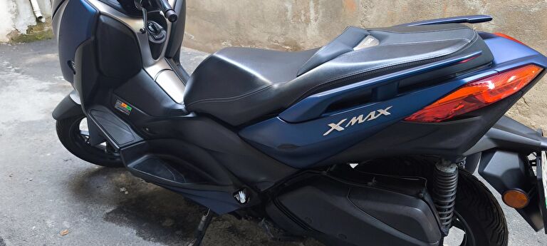 Yamaha X-Max 250 ABS