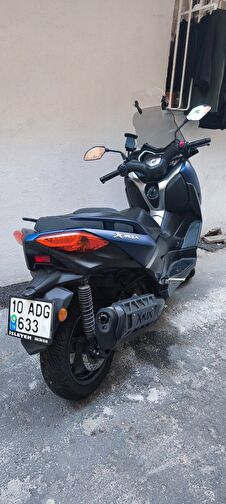 Yamaha X-Max 250 ABS
