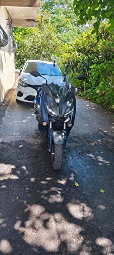 Yamaha X-Max 250 ABS