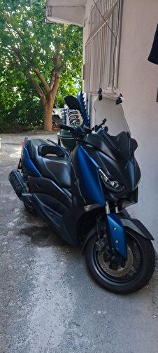Yamaha X-Max 250 ABS