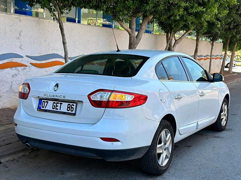 RENAULT FLUENCE