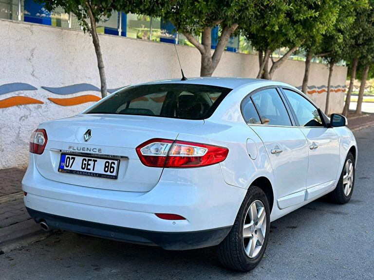 RENAULT FLUENCE