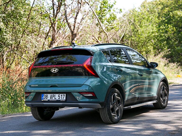 HYUNDAI BAYON