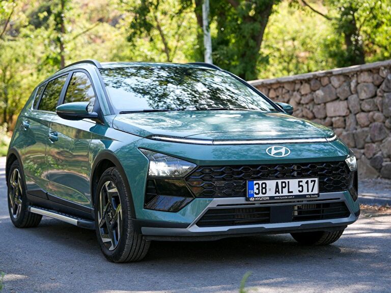 HYUNDAI BAYON