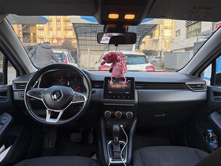 RENAULT CLIO