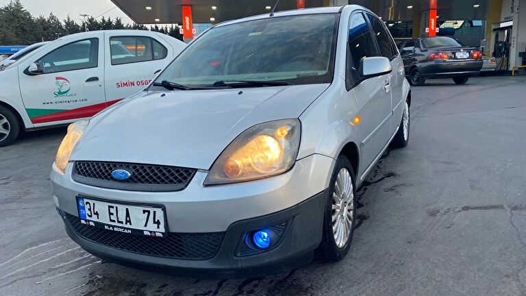 FORD FIESTA