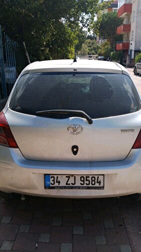 TOYOTA YARIS