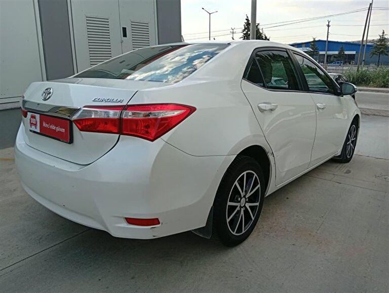 TOYOTA COROLLA