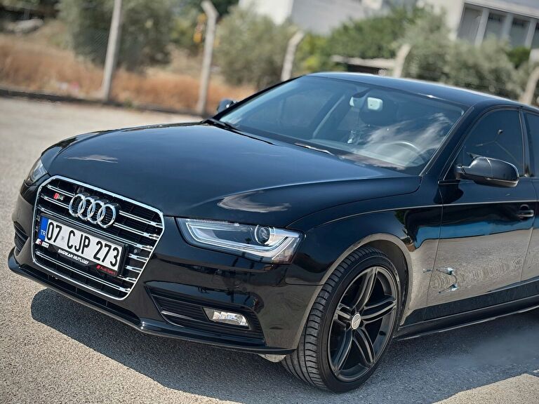 AUDI A4