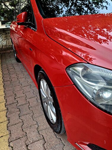 MERCEDES-BENZ B-SERISI