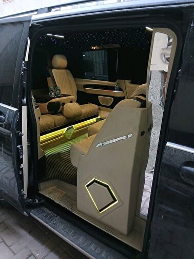 MERCEDES VITO