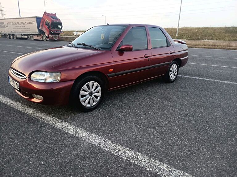 FORD ESCORT