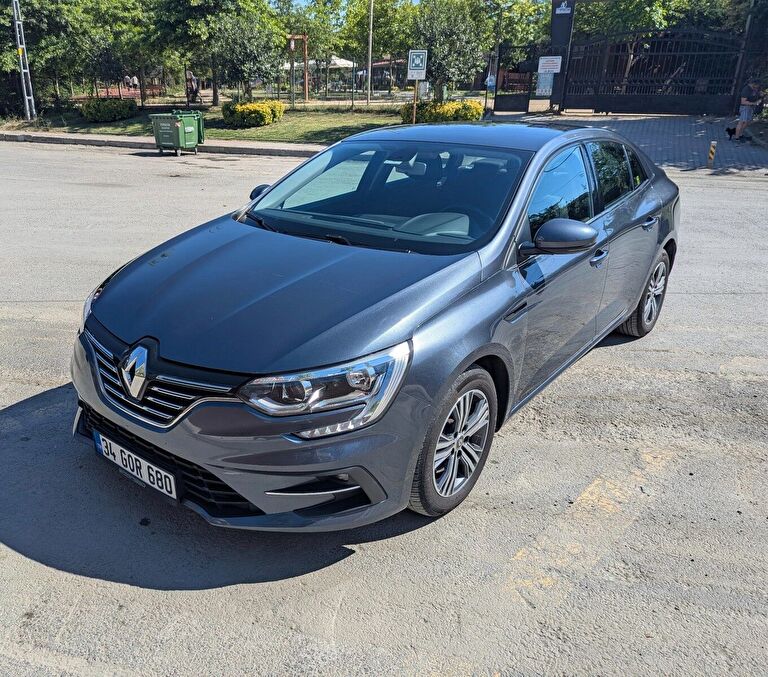 RENAULT MEGANE