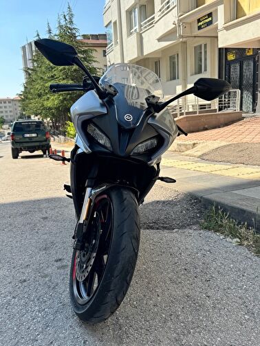 CFmoto 250SR