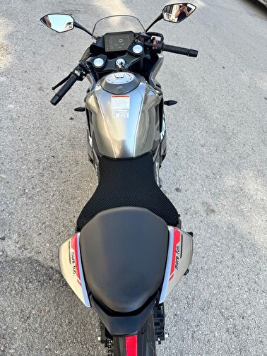 CFmoto 250SR
