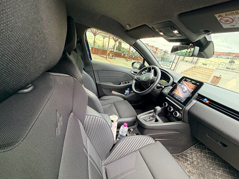 RENAULT CLIO