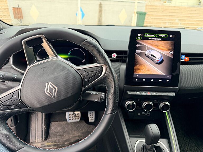 RENAULT CLIO
