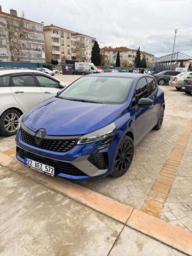 RENAULT CLIO