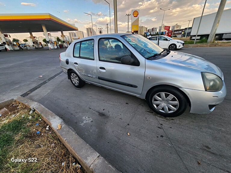 RENAULT CLIO SYMBOL