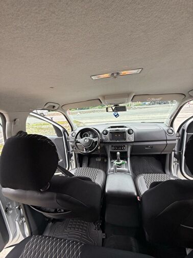 VOLKSWAGEN AMAROK