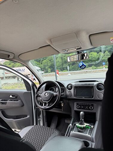 VOLKSWAGEN AMAROK