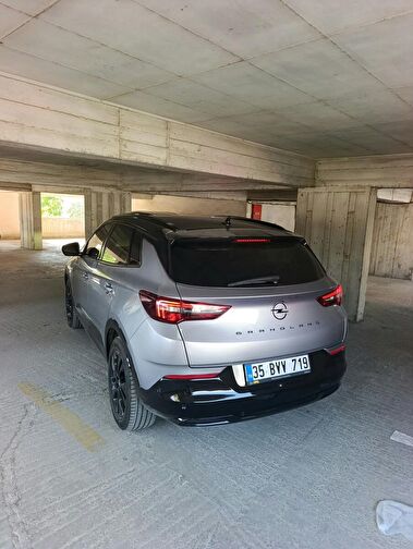 OPEL GRANDLAND