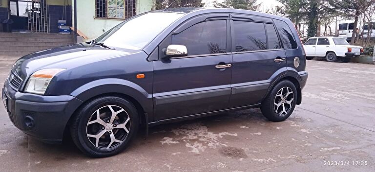 FORD FUSION