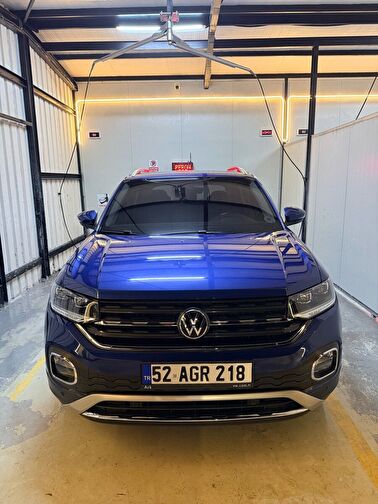 VOLKSWAGEN T-CROSS