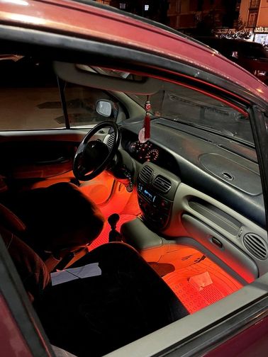 RENAULT SCENIC