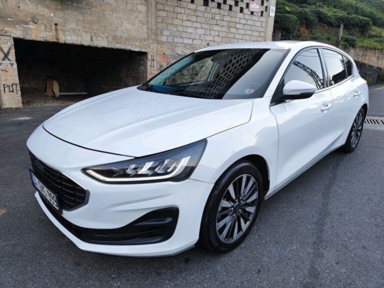 FORD FOCUS