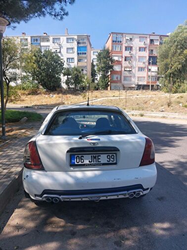 DAEWOO NUBIRA