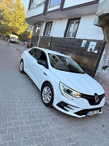 RENAULT MEGANE
