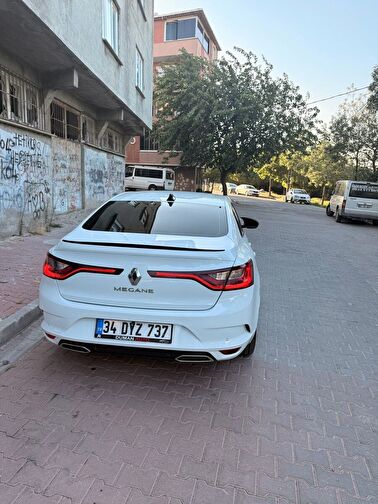 RENAULT MEGANE