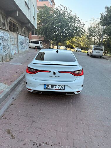 RENAULT MEGANE