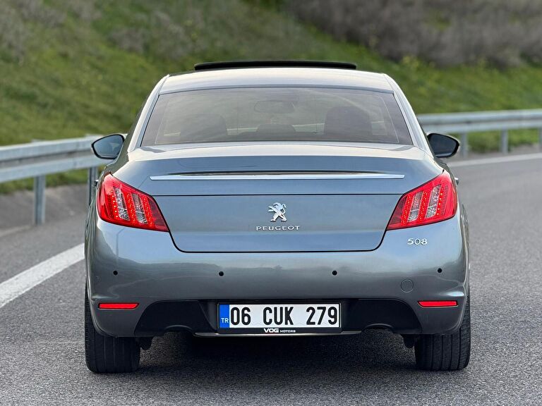 PEUGEOT 508
