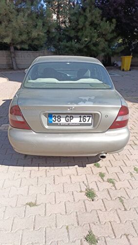 HYUNDAI SONATA