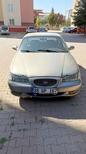 HYUNDAI SONATA