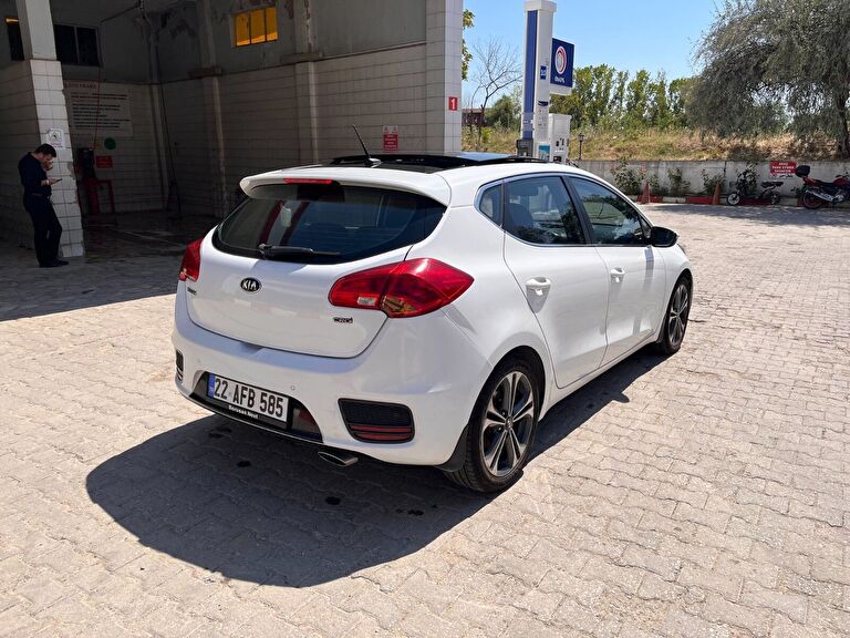 KIA CEED