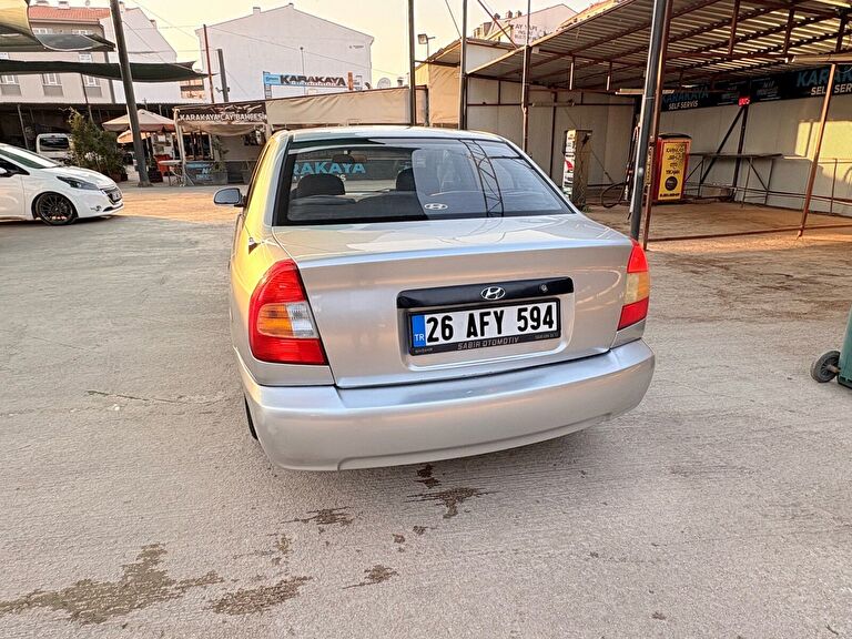 HYUNDAI ACCENT