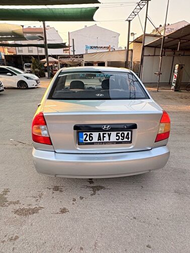 HYUNDAI ACCENT