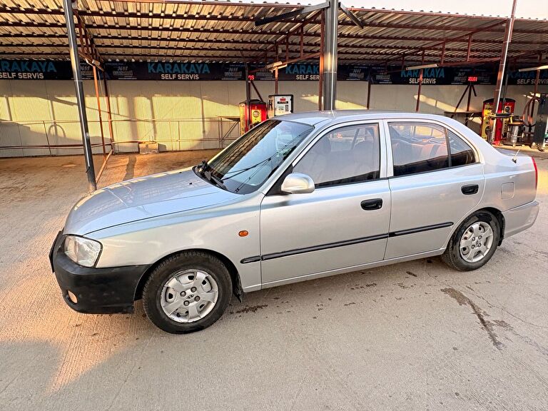 HYUNDAI ACCENT