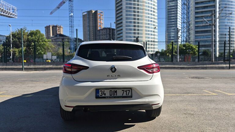 RENAULT CLIO