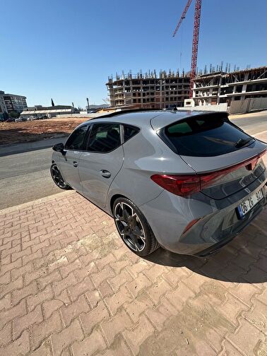 CUPRA LEON