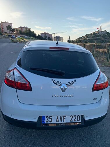 RENAULT MEGANE